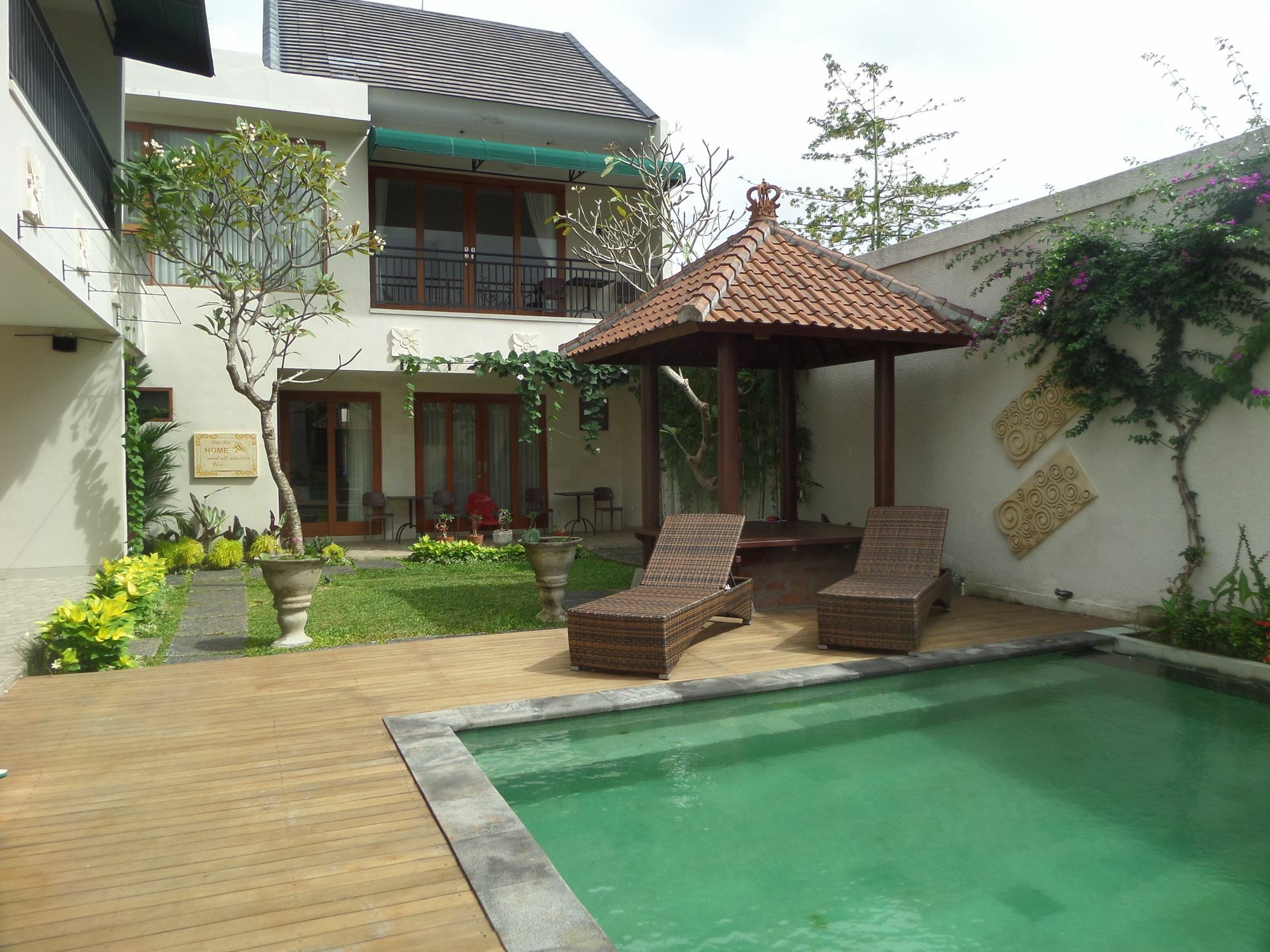 Royal Majesty Villas Kuta Lombok Εξωτερικό φωτογραφία